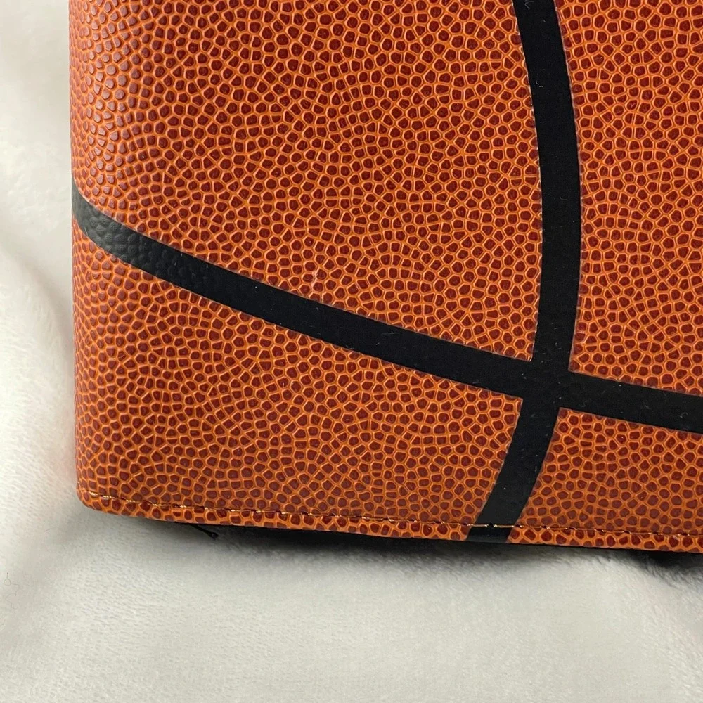 Basketball Trading 360‎ Card Binder Zippered 3-Ring Album 40 9-Pocket Pages
